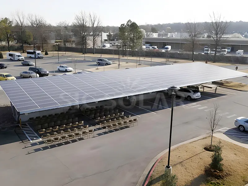 Sistema di montaggio per posto auto coperto solare canadese da 150 kW